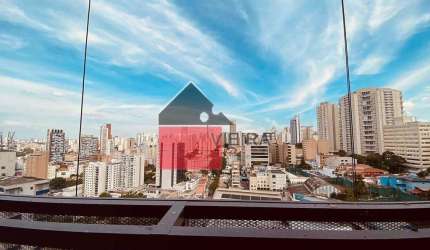 Um lindo apartamento a venda na Aclimação com 3 dormitórios, 3 suítes e 3 vagas de garagem, 158 m2,