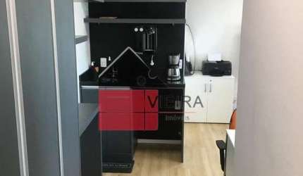 Sala para venda e locação com 40 M²-Localização privilegiada há 1 quadra da estações Borba Gato., S