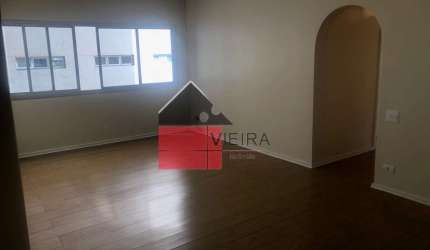 Apartamento em bom estado e ótima planta/distribuição, vista lateral, reformado, pronto para moradi