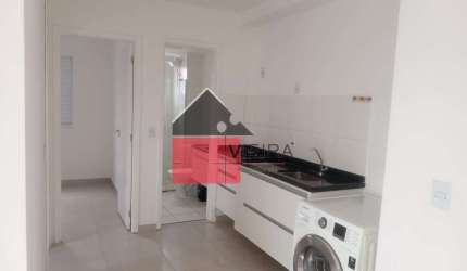 Apartamento à venda,com 2 dormitorios,armarios planejados,transportes,farmacias,proximo do metror