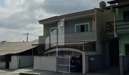 Sobrado com sala comercial no Costa e Silva