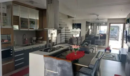 Sobrado TOP a venda no bairro Santo Antônio !!