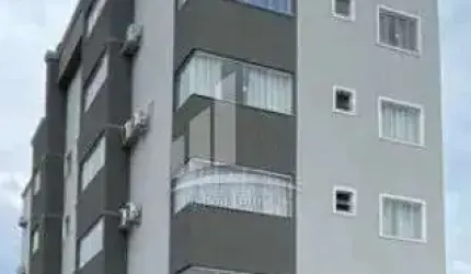 Apartamento no Iririu com churrasqueira na sacada!!