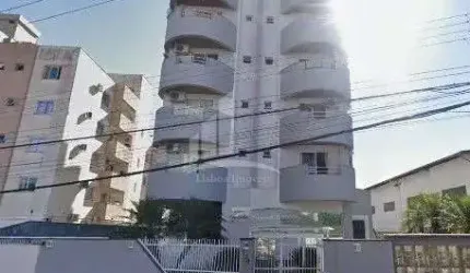 Apartamento mobiliado, suíte+2 dormitórios, no bairro Santo Antônio !!