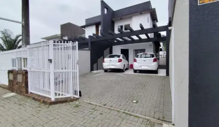 Casa em condomínio a venda no bairro Jardim Sofia !!