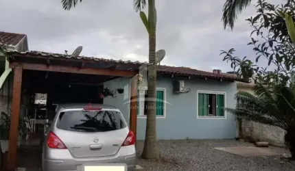 Casa escriturada no Paranaguamirim