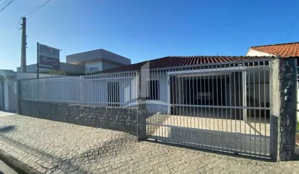 Casa Comercial e Residencial Averbada a venda no bairro Jardim Iririú !!