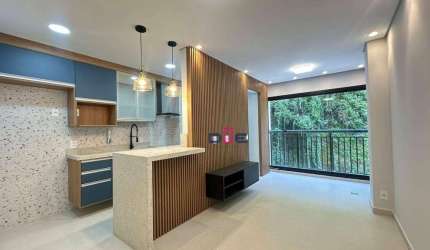Apartamento novinho lindamente decorado, no Marapé em Santos. 2 quartos sendo 1 asuite, varanda, lazer completo. 30 itens de lazer
