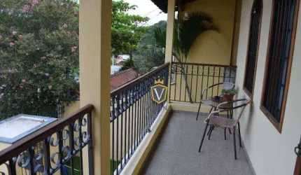 Casa com 3 dormitórios à venda, 226 m² por R$ 810.000,00 - Jardim da Fonte - Jundiaí/SP