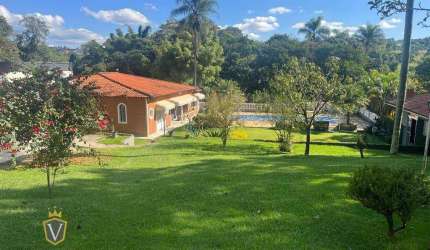 Chácara com 2 casas térreas 7 dormitórios para alugar, 6848 m² - Currupira - Jundiaí/SP