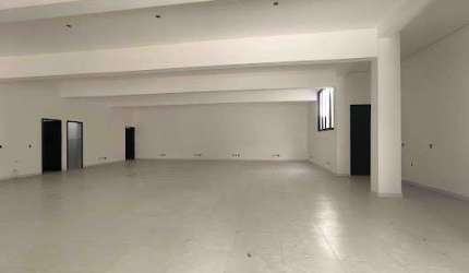 Salão para alugar, 564 m² - Centro - Jundiaí/SP