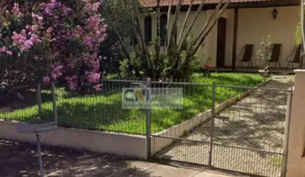 CASA - PRÓXIMO DA AVENIDA MARINGÁ