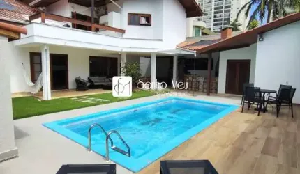 Venda Casa maravilhosa 4 Suítes - 4 vagas  Cond. Fechado - Jd. Aquarius II