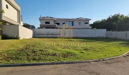 Excelente terreno plano com 730m2 em condominio na Urbanova,