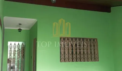 Excelente casa no Jardim Ismenia com otima localizacao, com 2 vagas e 3 dormitorios