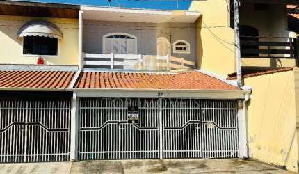 Casa Sobrado a Venda - 3 Quartos, Suite, Ampla Area Social e Excelente Localizacao na Zona Sul de Sao Jose dos Campos