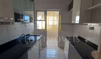 Apartammento com 2 dormitorios suite com planejados,, na Av Ademar de Barros, excelente localizacao, em bom estado, perto de tudo, parque Santos Dumont, Vicentina Aranha,