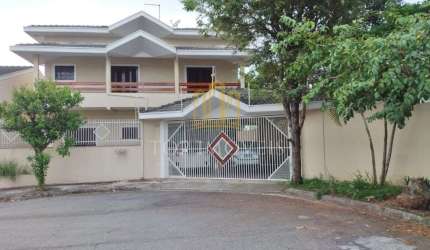 Excelente oportunidade de um lindissimo sobrado no Residencial Santa Paula em Jacarei!