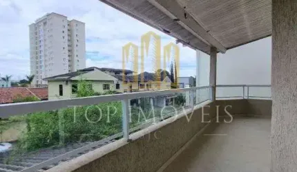 Casa em condominio com 03 Dormitorios (01 Suite), 310 m2, Edicula nos fundos