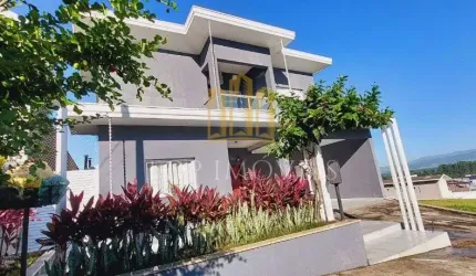 Casa de alto padrao em condominio fechado em Cacapava Terras do Vale