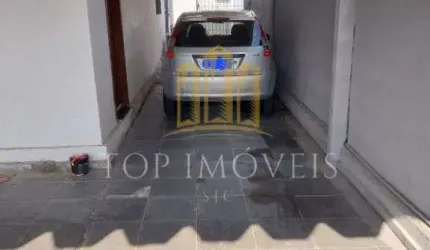 Casa Bem Espacosa a Venda em Santana – Sao Jose dos Campos!  3 dormitorios | 1 suite | Garagem para ate 5 carros!  Voce e sua familia merecem mais conforto, espaco e tranquilidade!