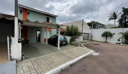 SOBRADO COM 67M² MAIS EDÍCULA 02 ANDARES NOS FUNDO