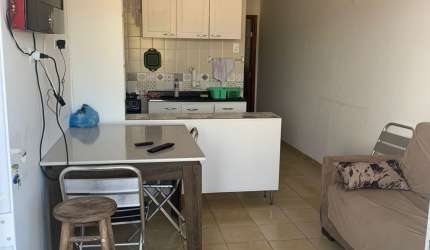 Apartamento com ótima localização no centro de Matinhos