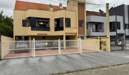 Apartamento Duplex com 3 Quartos