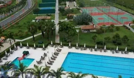 Terrenos à venda em Alphaville Jacuhy, na Serra-ES, com área de lazer completa, estrutura e segurança; próximo ao Aeroporto de Vitória.