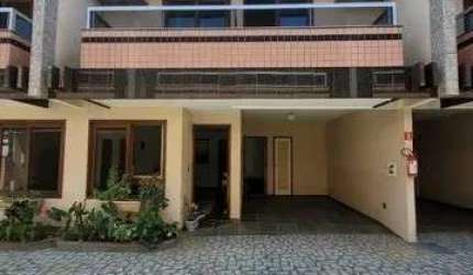 Casa Duplex  à venda no Bairro Praia do Morro, Guarapari- ES.