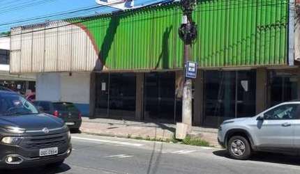 Loja de esquina à venda com 820m2 na pista principal, bairro Aeroporto, Guarapari ES