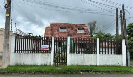Casa Chalé à venda próximo ao mar de Meaípe, Guarapari-ES.