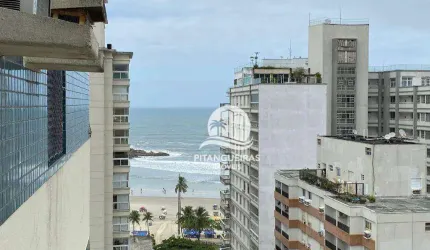Apartamento 2 dormitórios sendo 1 suíte, no Centro do Guarujá, 1 quadra da praia.