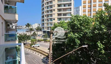Apartamento 30 metros da praia na Praia de Pitangueiras no Guarujá/SP