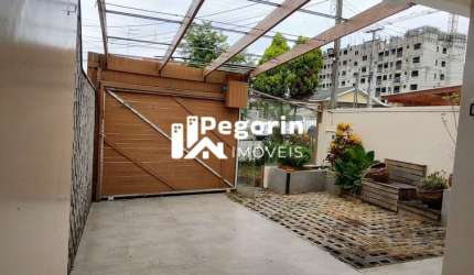 Casa Padrão 03 Quartos com ótima localização