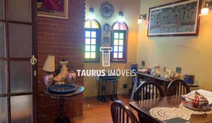 Casa 3 quartos, 380m², à venda por R$1.480.000