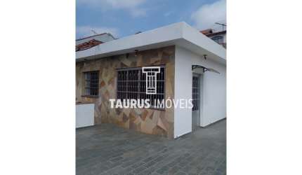 Duas casas, 3 quartos, 212 m², à venda por R$650.000