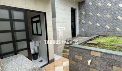 Casa 2 quartos, 200 m², à venda por R$900.000
