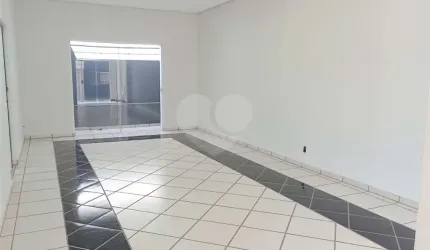 Casa com 3 quartos à venda em Centro - SP