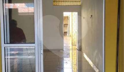 Casa com 2 quartos à venda em Jardim Quaresmeira - SP