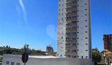 Apartamento com 3 quartos à venda em Jardim Morumbi - SP