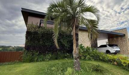 Casa para venda em Parque Residencial Indaiá de 690.00m² com 4 Quartos, 4 Suites e 8 Garagens