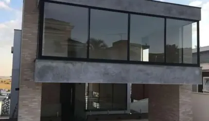 Casa de Condomínio para venda em Jardim Vila Paradiso de 552.00m² com 5 Quartos, 5 Suites e 4 Garagens