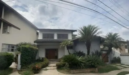 Sobrado para alugar em Aqui Se Vive de 368.00m² com 5 Quartos, 3 Suites e 3 Garagens