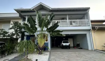 Casa de Condomínio para alugar em Jardim Esplendor de 420.00m² com 3 Quartos, 3 Suites e 4 Garagens