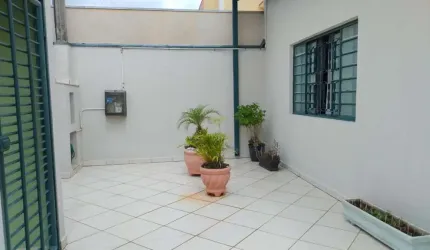 Casa para venda em Jardim Europa Ii de 163.00m² com 3 Quartos, 1 Suite e 3 Garagens