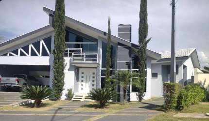 Casa para venda em Jardim Dos Lagos de 302.00m² com 4 Quartos, 4 Suites e 5 Garagens