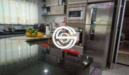 Sobrado  Vila Nhocune 3 Dormitórios  1 suíte, 2 vagas, 264 m²