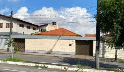 Vende excelente casa no montese