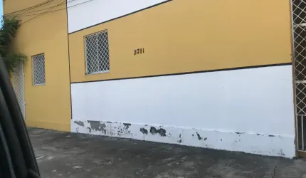 Vende  imóvel com 5 kitinet  2 e 1 quarto